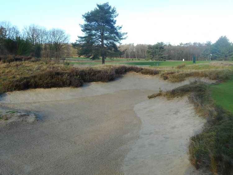 Een greenside-bunker op De Hoge Kleij