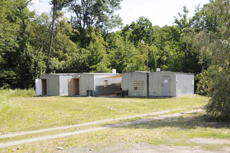 Verblijven greenkeepers op de golfbaan. Verblijven greenkeepers op de golfbaan.