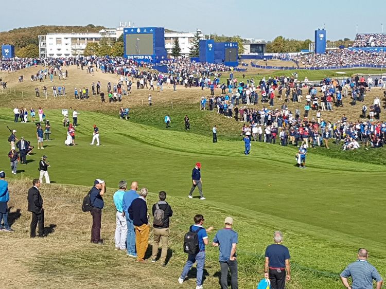 Tijdens de Ryder Cup 2018 kreeg golfbaan Le National in Frankrijk het zwaar te verduren.