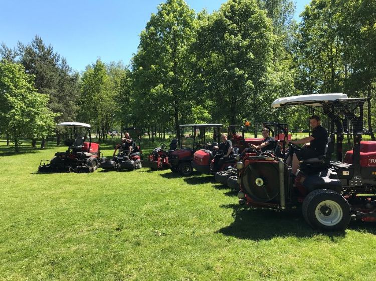 Het team van De Scherpenbergh bestaat uit zeven greenkeepers.